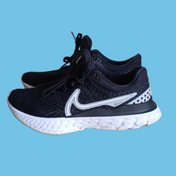 Nike Other - Nike React